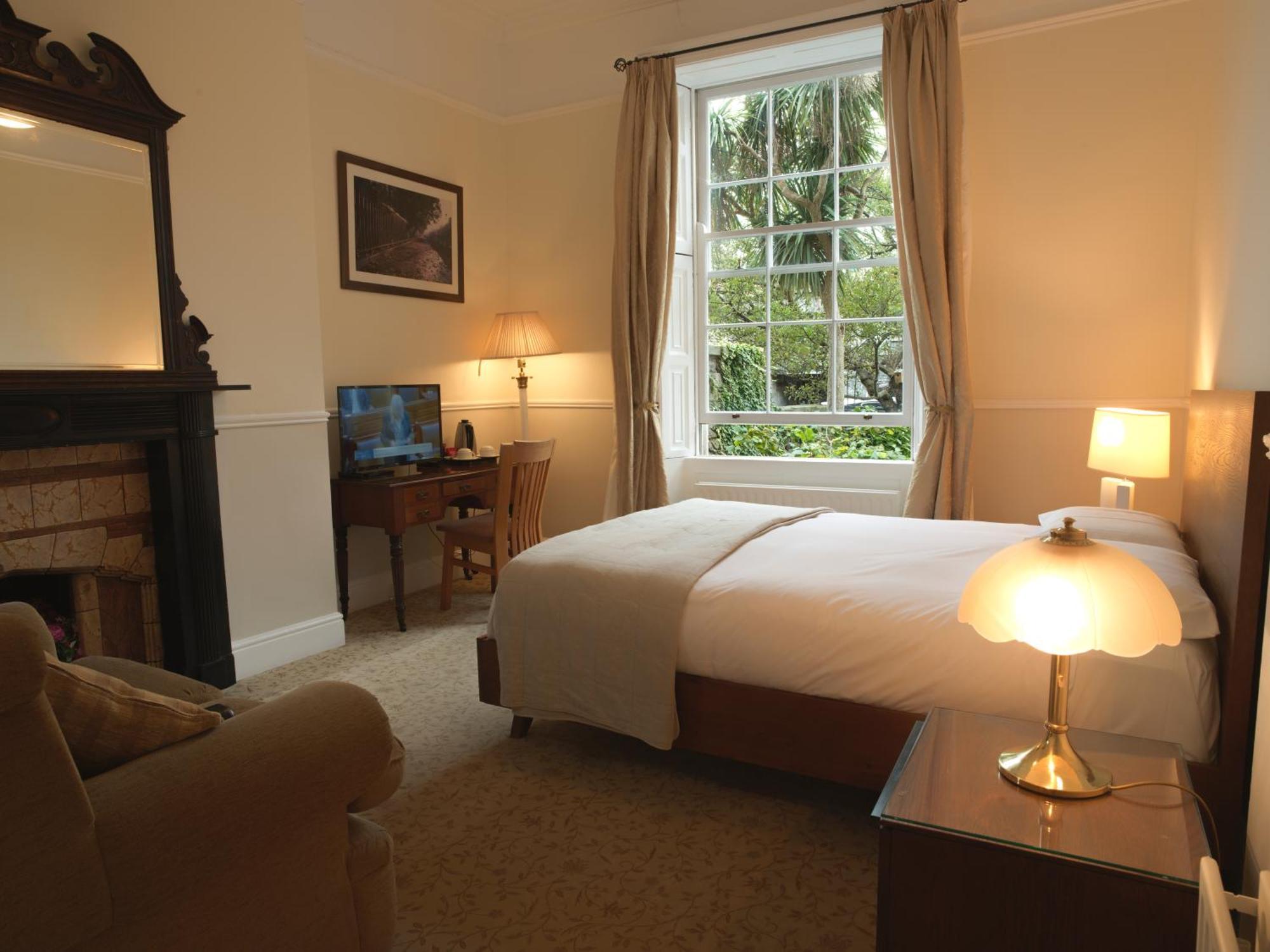 Harveys Guest House — Photos 1